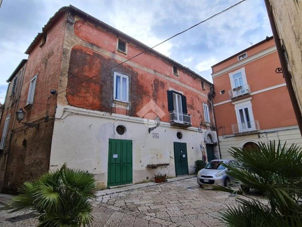 intera palazzina in vendita a Sant'Agata de' Goti