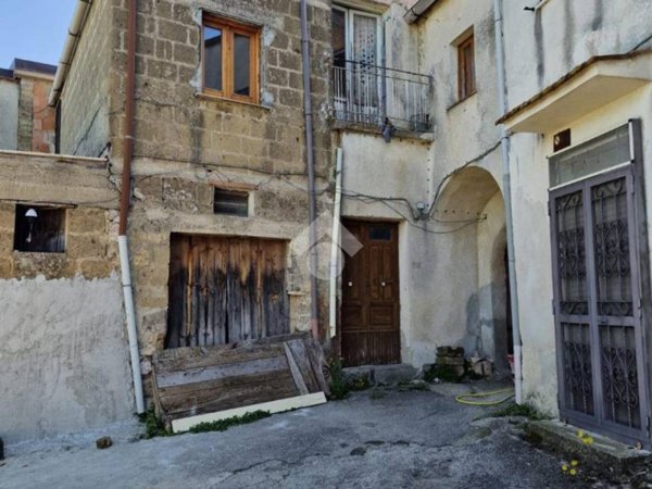 casa indipendente in vendita a Sant'Agata de' Goti