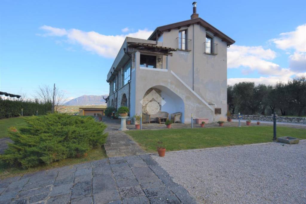 casa indipendente in vendita a Sant'Agata de' Goti