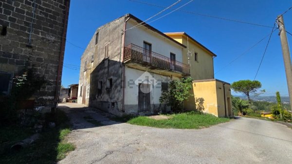 esavano in vendita a Sant'Agata de' Goti
