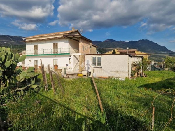casa indipendente in vendita a Sant'Agata de' Goti