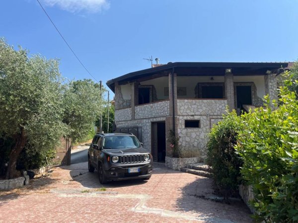 casa indipendente in vendita a Sant'Agata de' Goti