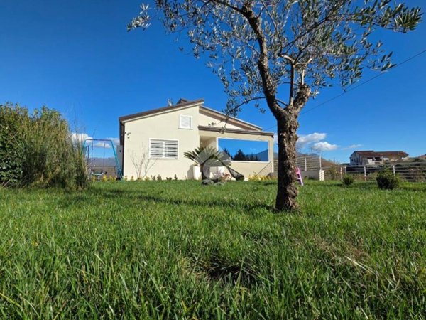 casa indipendente in vendita a Sant'Agata de' Goti