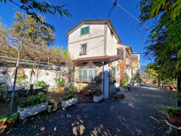 casa indipendente in vendita a Sant'Agata de' Goti