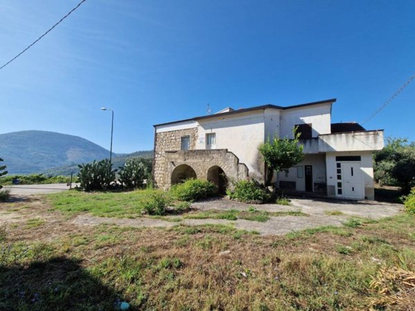 casa indipendente in vendita a Sant'Agata de' Goti