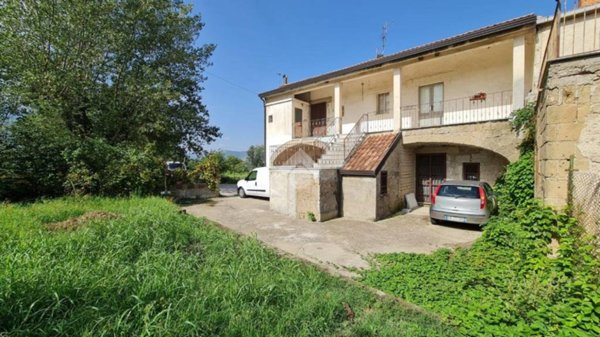 casa indipendente in vendita a Sant'Agata de' Goti in zona Presta