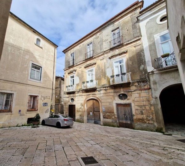 appartamento in vendita a Sant'Agata de' Goti in zona Presta