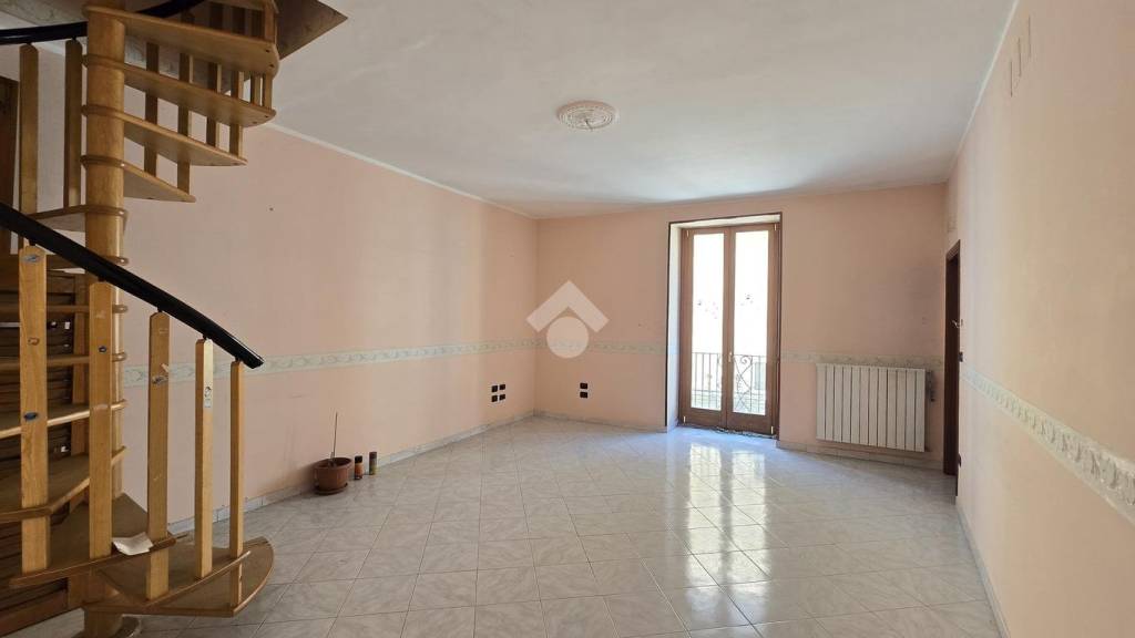 casa semindipendente in vendita a Sant'Agata de' Goti in zona Presta