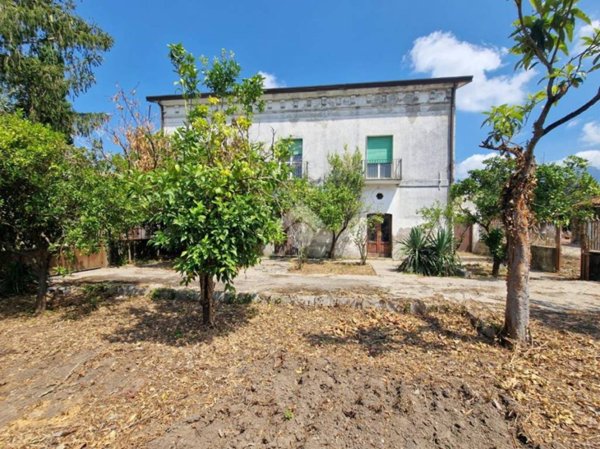 casa indipendente in vendita a Sant'Agata de' Goti in zona Presta