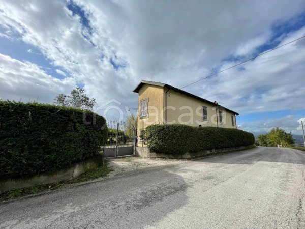 casa indipendente in vendita a Sant'Agata de' Goti in zona Presta