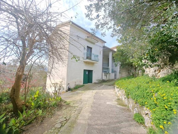casa indipendente in vendita a Sant'Agata de' Goti