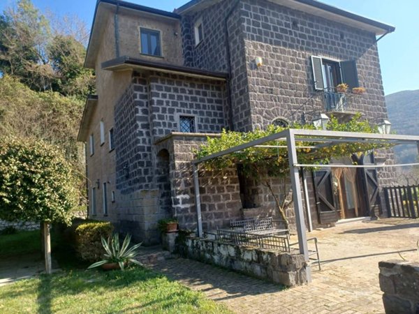 casa indipendente in vendita a Sant'Agata de' Goti