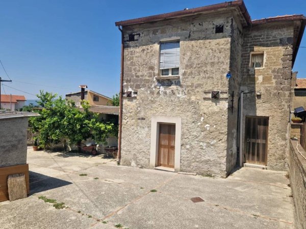 casa indipendente in vendita a Sant'Agata de' Goti