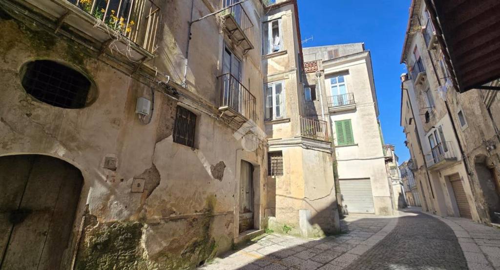 trivano in vendita a Sant'Agata de' Goti in zona Cotugni Paolini