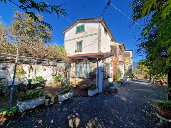 casa indipendente in vendita a Sant'Agata de' Goti