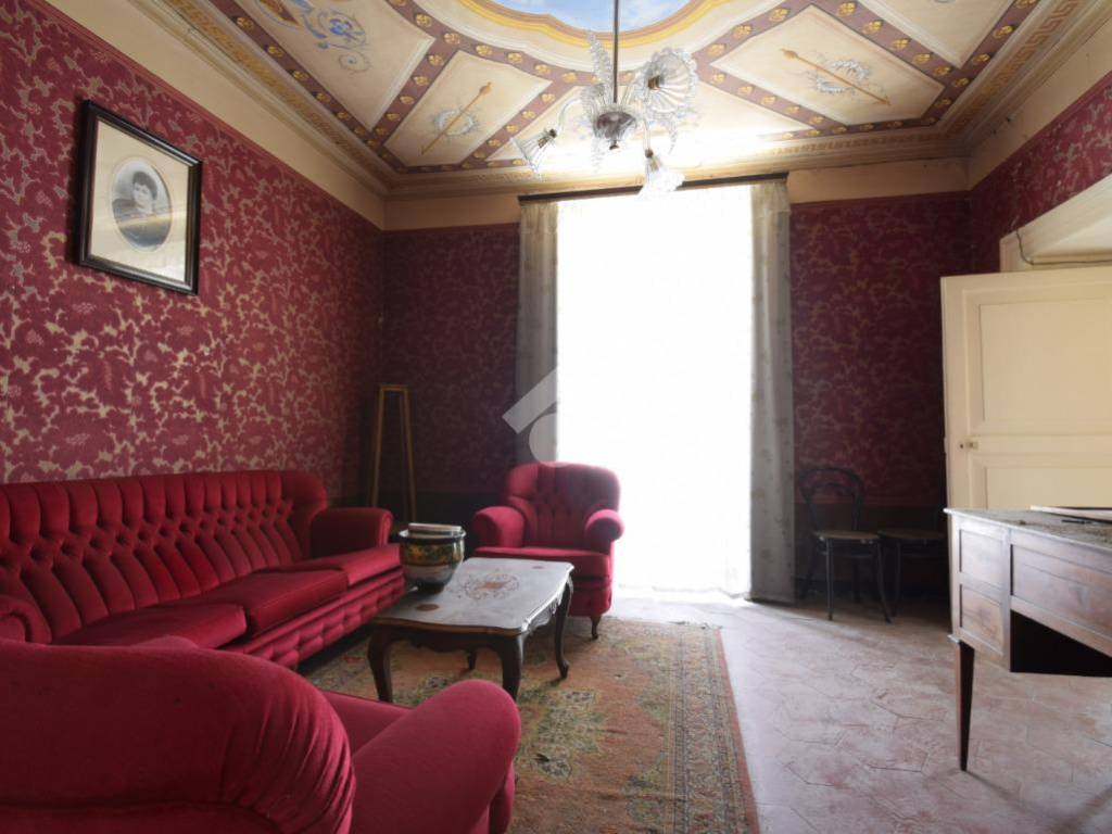 intera palazzina in vendita a Sant'Agata de' Goti