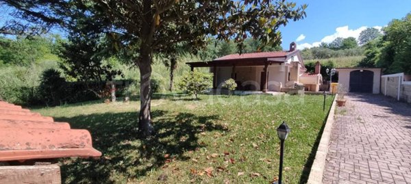 casa indipendente in vendita a Sant'Agata de' Goti in zona Presta