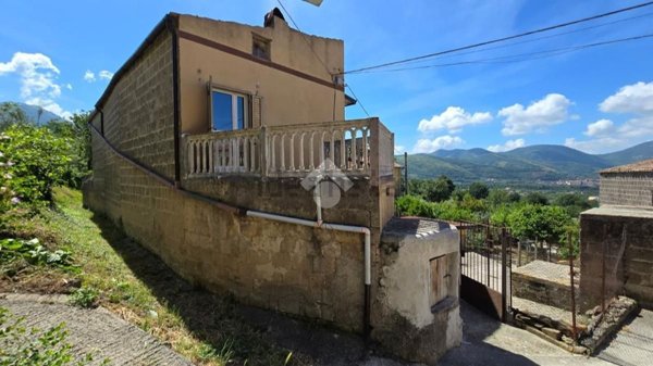 casa indipendente in vendita a Sant'Agata de' Goti in zona San Tommaso