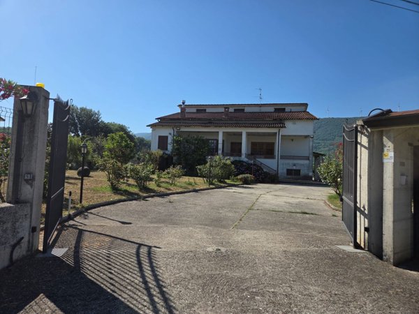 casa indipendente in vendita a Sant'Agata de' Goti in zona Sant'Anna
