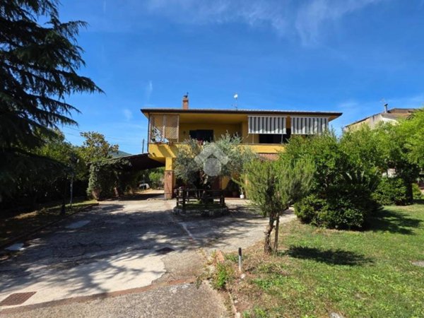 casa indipendente in vendita a Sant'Agata de' Goti in zona Sant'Anna
