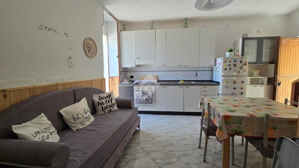 casa indipendente in vendita a Sant'Agata de' Goti