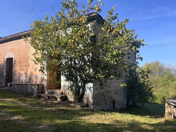 appartamento in vendita a Sant'Agata de' Goti in zona Sant'Anna
