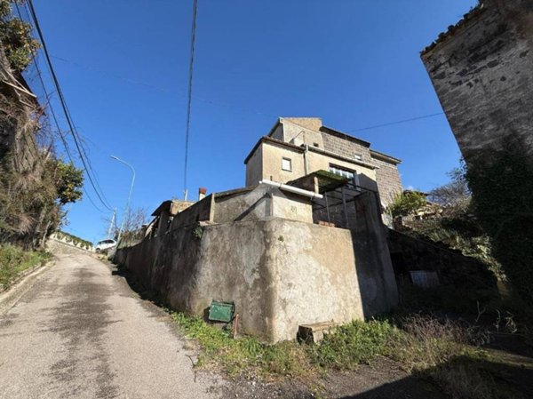 casa indipendente in vendita a Sant'Agata de' Goti