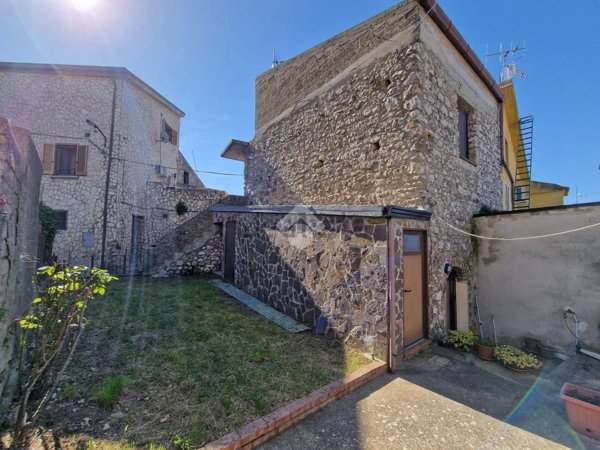 casa indipendente in vendita a Sant'Agata de' Goti