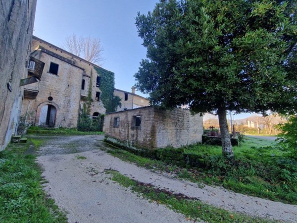 terreno in vendita a Sant'Agata de' Goti in zona Cotugni Paolini