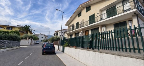 casa indipendente in vendita a Sant'Agata de' Goti in zona Cotugni Paolini