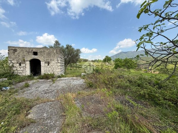 terreno agricolo in vendita a Sant'Agata de' Goti