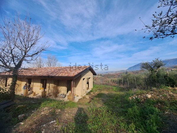 casa indipendente in vendita a Sant'Agata de' Goti