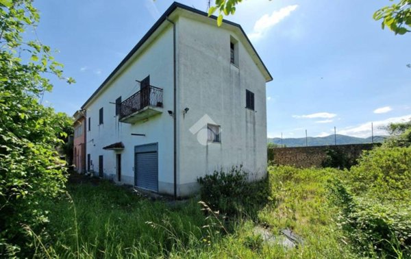 casa indipendente in vendita a Sant'Agata de' Goti in zona Faggiano