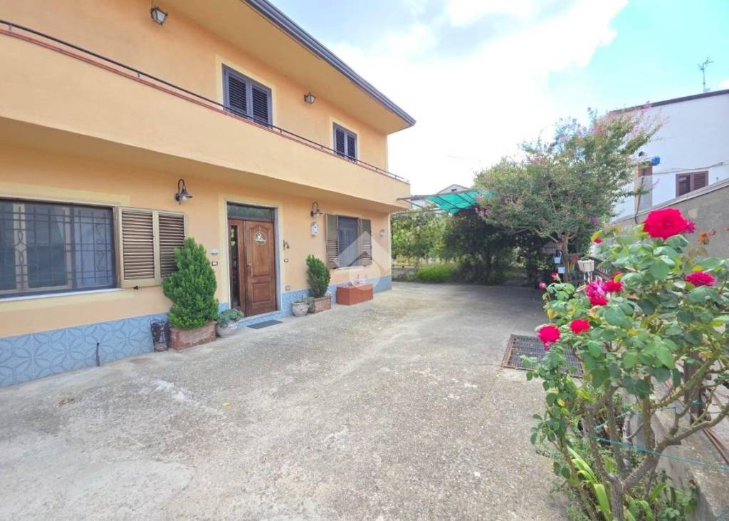appartamento in vendita a Sant'Agata de' Goti in zona Cotugni Paolini