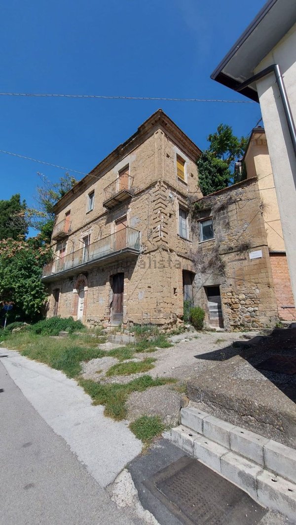 casa semindipendente in vendita a Sant'Angelo a Cupolo in zona Bagnara