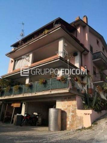 appartamento in vendita a Sant'Angelo a Cupolo in zona Motta