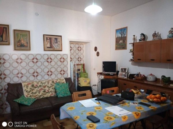 casa indipendente in vendita a Sant'Angelo a Cupolo in zona Pastene