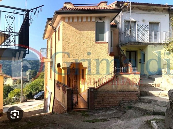 casa indipendente in vendita a Sant'Angelo a Cupolo in zona Bagnara