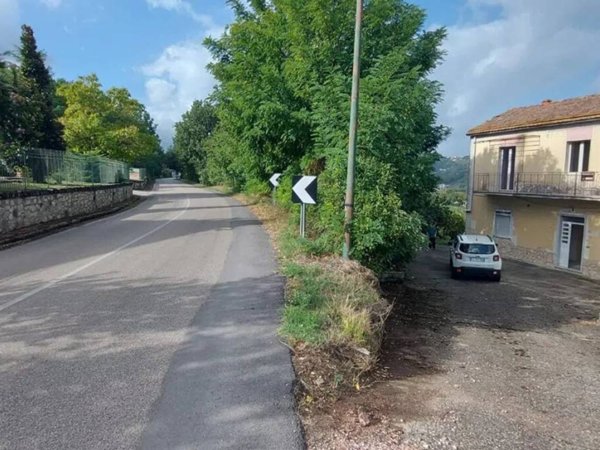 casa indipendente in vendita a Sant'Angelo a Cupolo in zona Motta