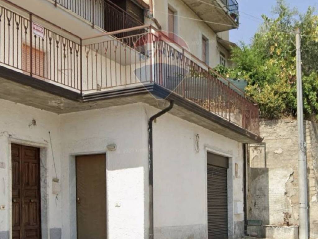 quadrivano in vendita a Sant'Angelo a Cupolo in zona Bagnara