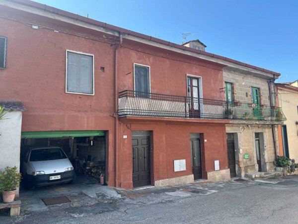 casa indipendente in vendita a Sant'Angelo a Cupolo in zona Motta