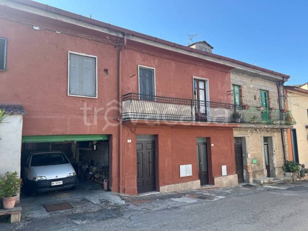 casa indipendente in vendita a Sant'Angelo a Cupolo in zona Motta