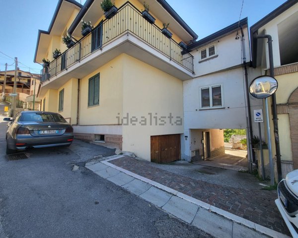 quadrivano in vendita a Sant'Angelo a Cupolo in zona Motta