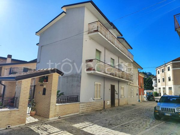 casa indipendente in vendita a Sant'Angelo a Cupolo