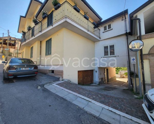 appartamento in vendita a Sant'Angelo a Cupolo in zona Motta