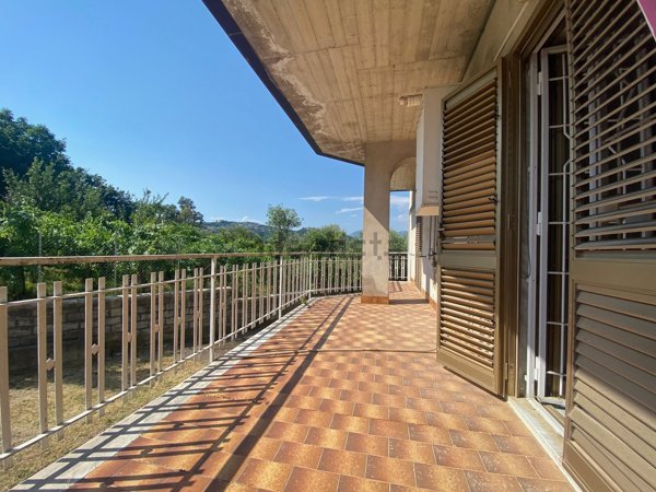 appartamento in vendita a Sant'Angelo a Cupolo in zona Maccoli