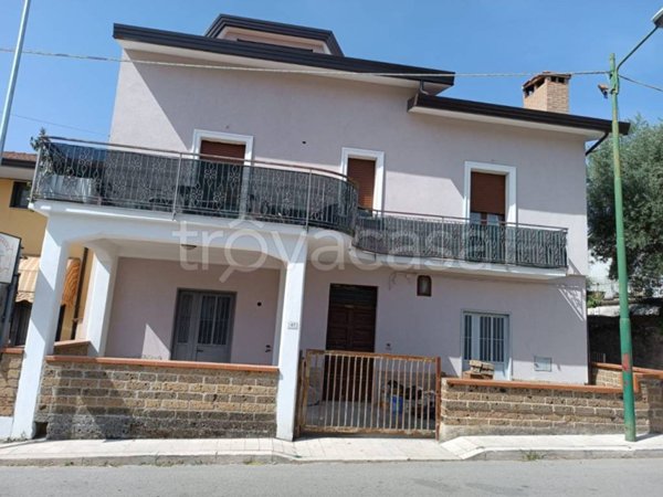 appartamento in vendita a Sant'Angelo a Cupolo in zona Perrillo
