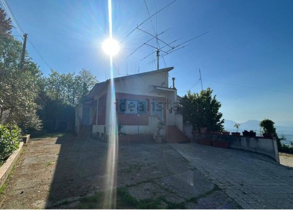 casa indipendente in vendita a Sant'Angelo a Cupolo in zona San Marco ai Monti