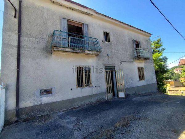 casa indipendente in vendita a Sant'Angelo a Cupolo in zona Montorsi