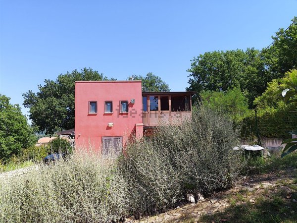 casa indipendente in vendita a Sant'Angelo a Cupolo in zona Montorsi